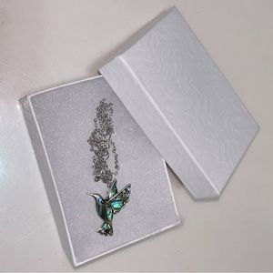 NWOT Abalone Shell Hummingbird Silver Tone Necklace